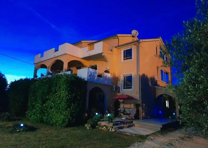 Joja * Biograd na Moru